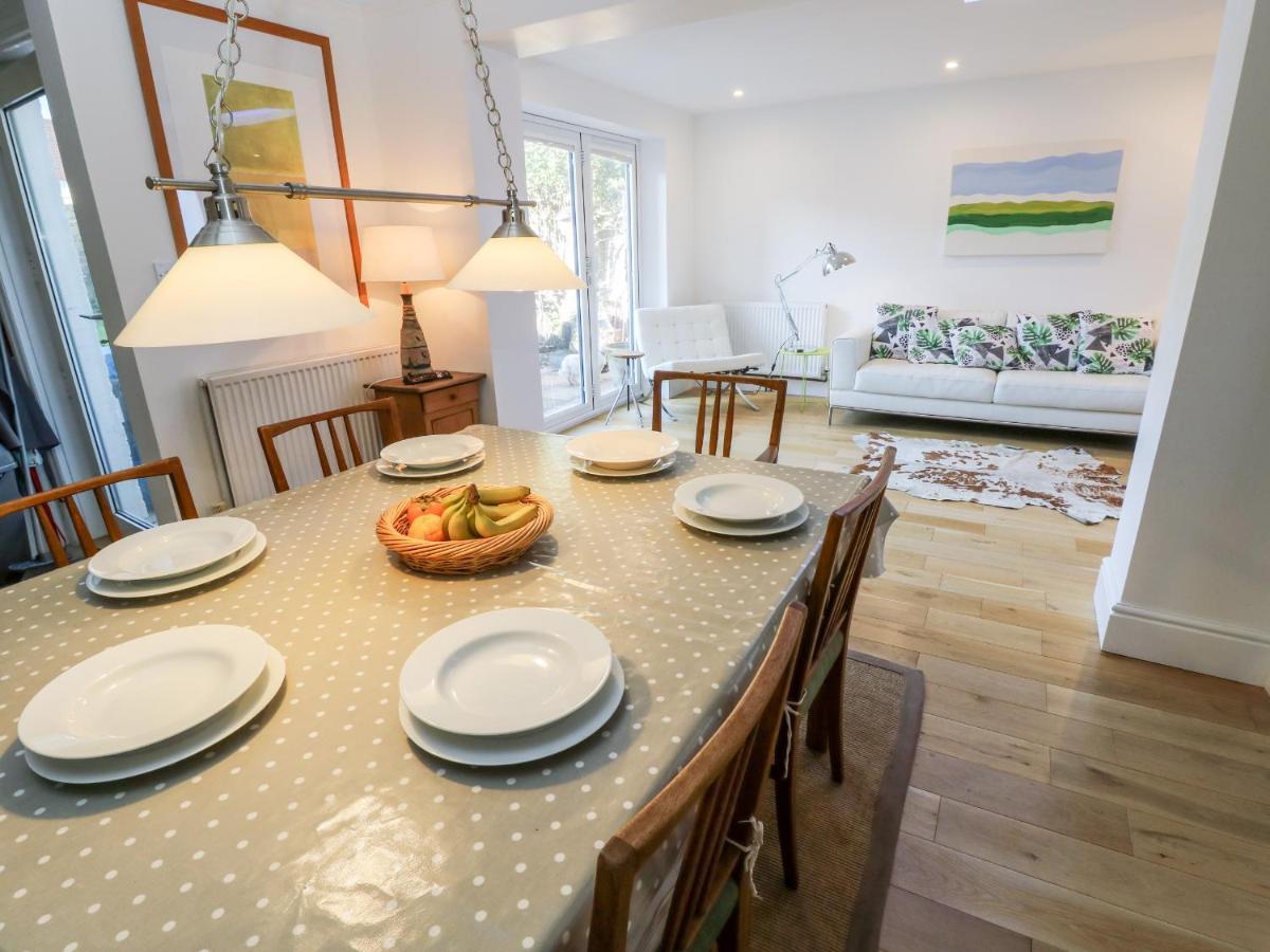 Dovedale Villa Ryde Kültér fotó