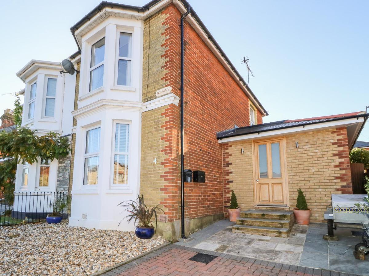 Dovedale Villa Ryde Kültér fotó