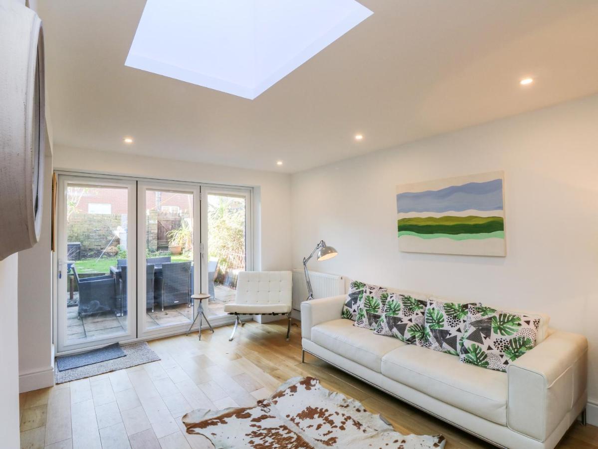 Dovedale Villa Ryde Kültér fotó